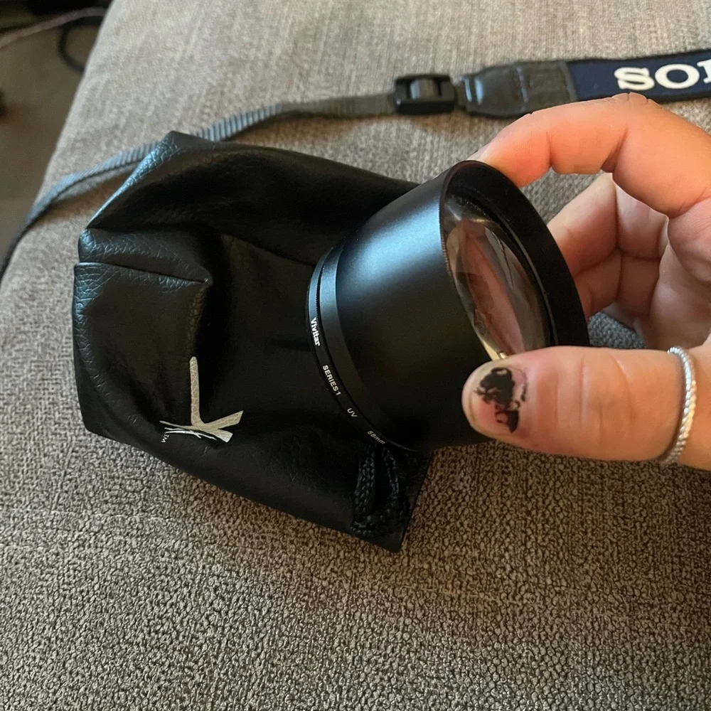 CANON EOS Rebel T6! (Includes TWO lenses** BATTERY INCLUDED!!!) Starter kit!